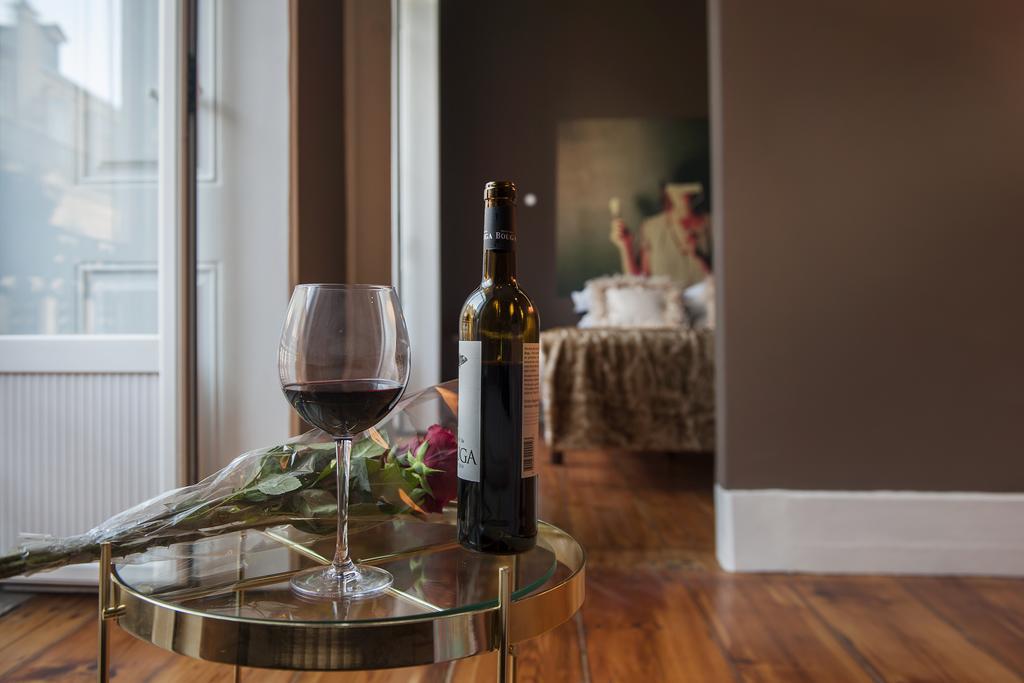 Lisbon Cheese & Wine Suites Ruang foto