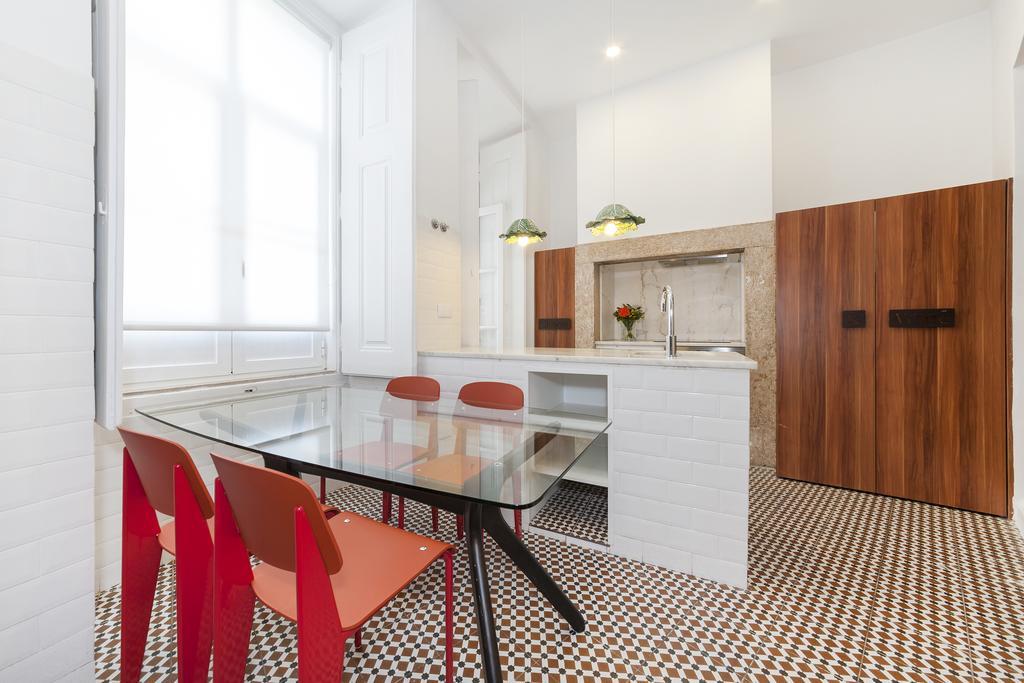 Lisbon Cheese & Wine Suites Bagian luar foto