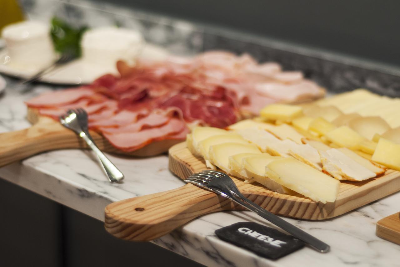 Lisbon Cheese & Wine Suites Bagian luar foto