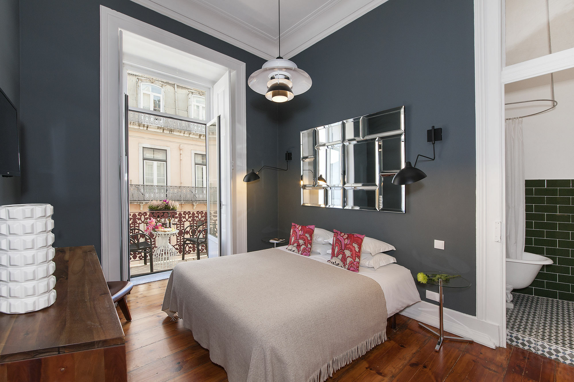 Lisbon Cheese & Wine Suites Bagian luar foto